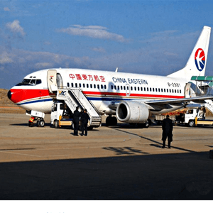 丹霞机场空运航空快运业稳步发展的原因是什么？